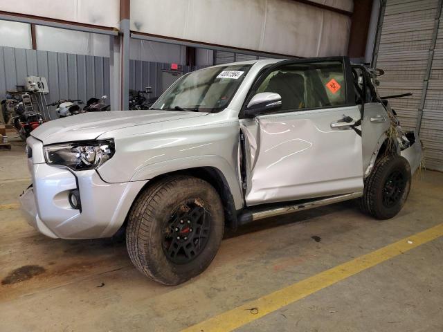 TOYOTA 4RUNNER SR 2016 with VIN JTEZU5JR0G5131461 - Photo from auction