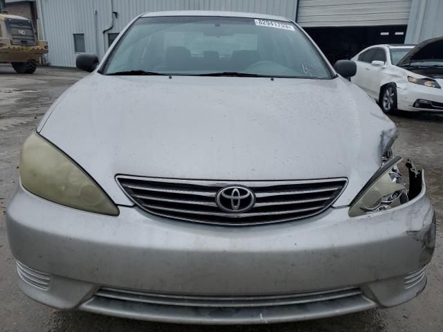 Photo 5 from auction – 2005 TOYOTA CAMRY LE with VIN 4T1BE32K15U089308
