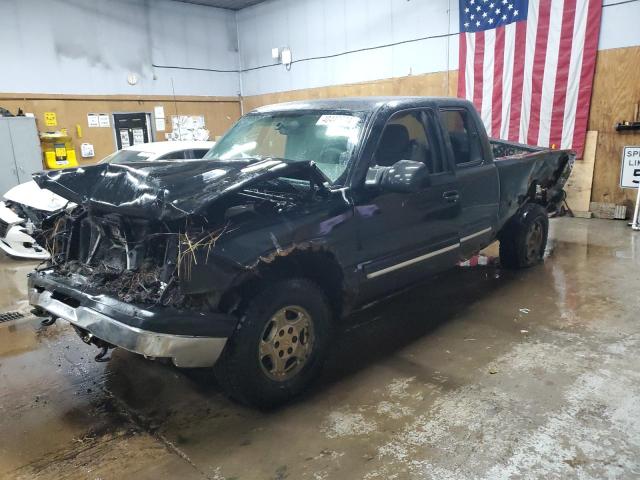 CHEVROLET SILVERADO 2004 with VIN 1GCEK19T74E213720 - Photo from auction