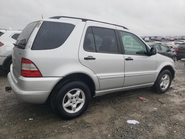 Photo 3 from auction – 2001 MERCEDES-BENZ ML 320 with VIN 4JGAB54E61A273615
