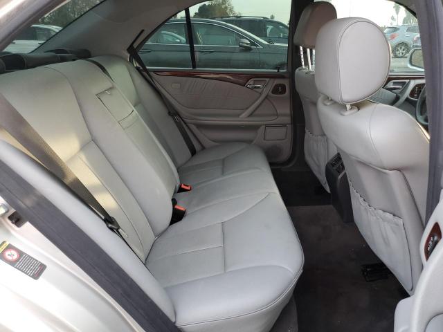Photo 10 from auction – 2000 MERCEDES-BENZ E 320 4MAT with VIN WDBJF82G3YX028971