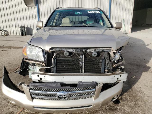 Photo 5 from auction – 2006 TOYOTA HIGHLANDER with VIN JTEDW21A060010096