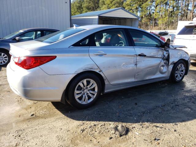 Photo 3 from auction – 2013 HYUNDAI SONATA GLS with VIN 5NPEB4AC8DH576315