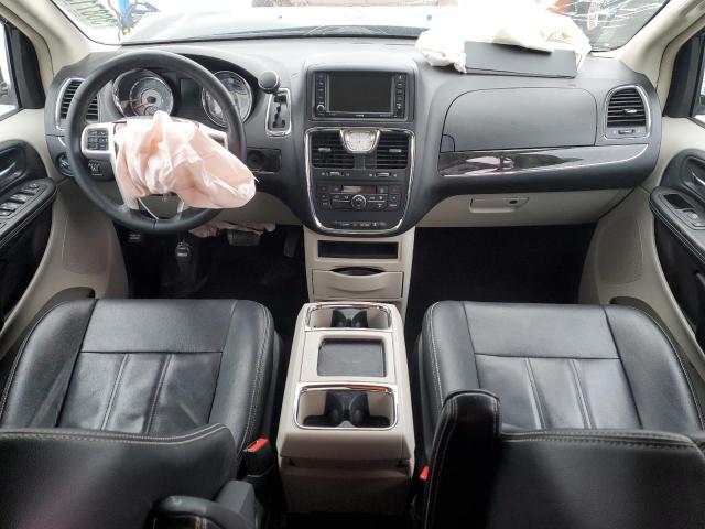 Photo 8 from auction – 2016 CHRYSLER TOWN & COU with VIN 2C4RC1BGXGR120533
