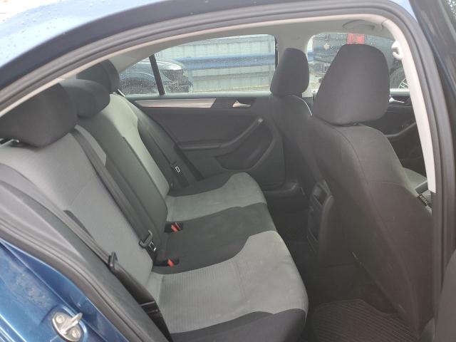 Photo 10 from auction – 2017 VOLKSWAGEN JETTA S with VIN 3VW2B7AJ3HM376085
