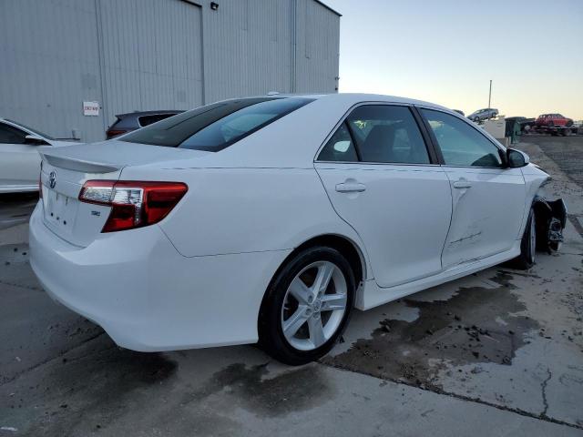 Photo 3 from auction – 2014 TOYOTA CAMRY L with VIN 4T1BF1FK2EU742093