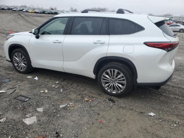 Photo 2 from auction – 2022 TOYOTA HIGHLANDER with VIN 5TDFZRBH5NS228569