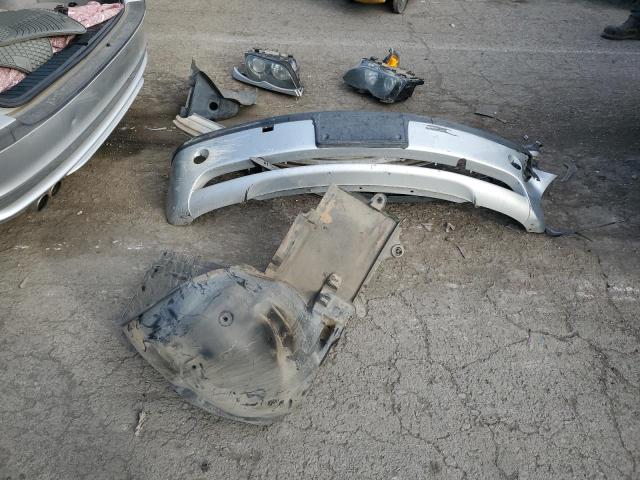 Photo 12 from auction – 2002 BMW 325 XIT with VIN WBAEP33422PF00401