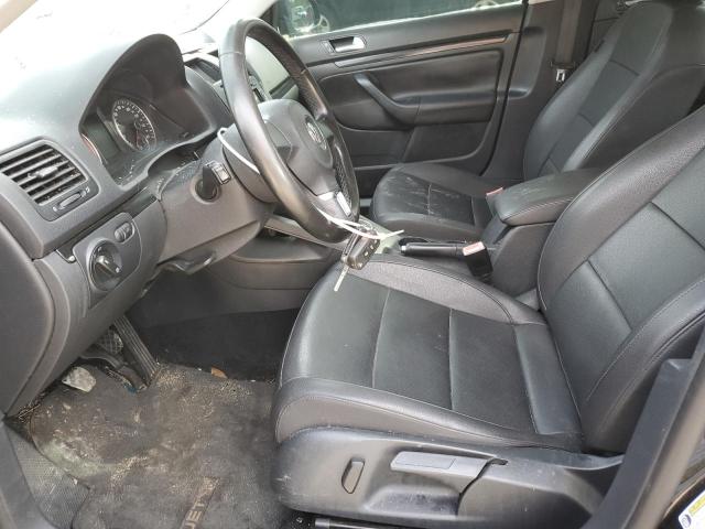 Photo 7 from auction – 2010 VOLKSWAGEN JETTA WOLF with VIN 3VWRJ7AJ2AM107180