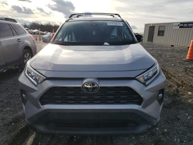 Photo 5 from auction – 2020 TOYOTA RAV4 XLE with VIN 2T3W1RFV7LC067095