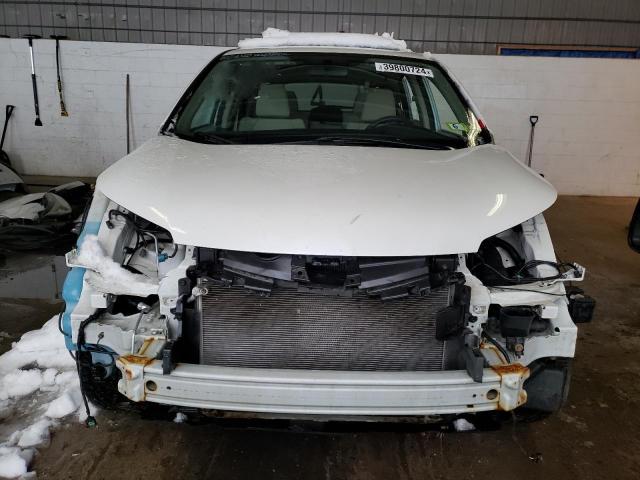 Photo 5 from auction – 2015 HONDA CR-V EX with VIN 5J6RM4H5XFL111563