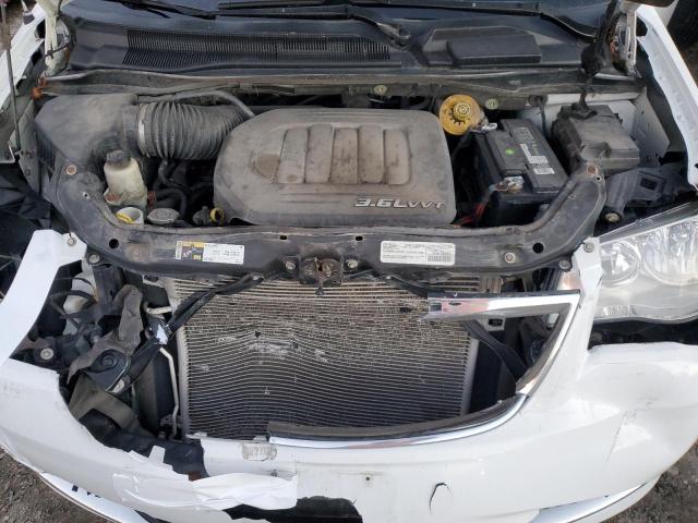 Photo 12 from auction – 2016 CHRYSLER TOWN & COU with VIN 2C4RC1BG9GR289149