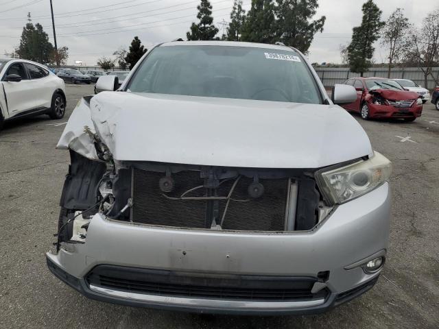 Photo 5 from auction – 2013 TOYOTA HIGHLANDER with VIN 5TDBK3EH5DS211572