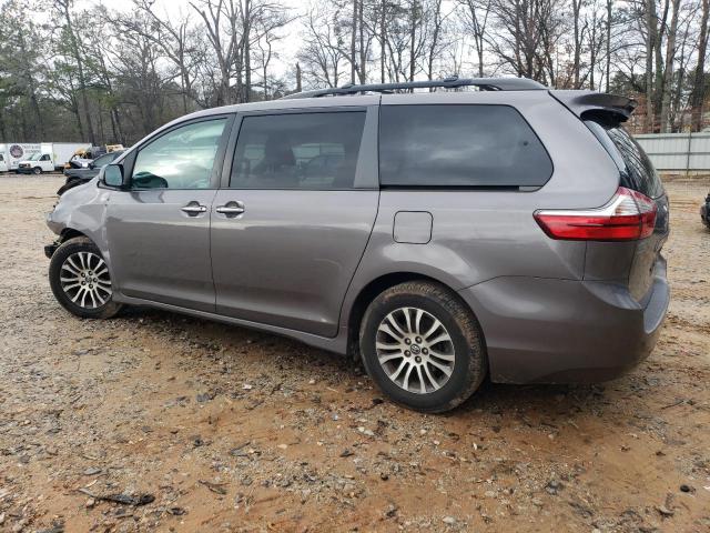 Photo 2 from auction – 2018 TOYOTA SIENNA XLE with VIN 5TDYZ3DC8JS960700