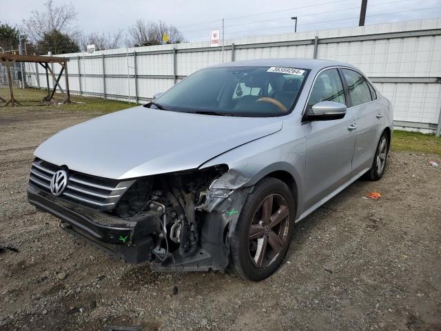 VOLKSWAGEN PASSAT S 2015 with VIN 1VWAT7A32FC092035 - Photo from auction