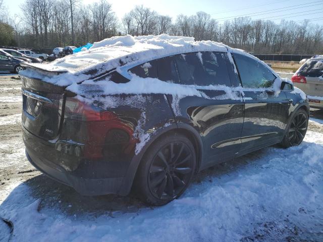 Photo 3 from auction – 2018 TESLA MODEL X with VIN 5YJXCAE2XJF125337
