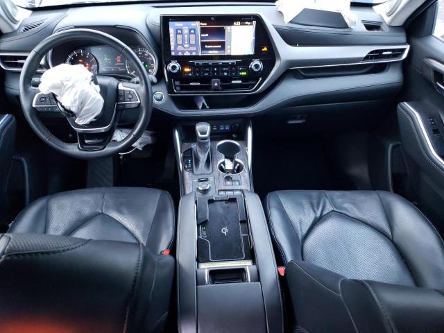 Photo 8 from auction – 2022 TOYOTA HIGHLANDER with VIN 5TDDZRBH3NS565751