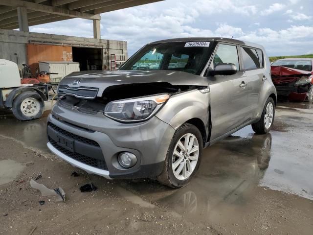 KIA SOUL + 2017 z numerem VIN KNDJP3A58H7426114 - Zdjęcie z aukcji