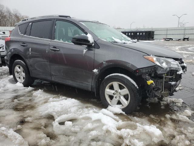 Photo 4 from auction – 2015 TOYOTA RAV4 LE with VIN 2T3BFREV2FW237013