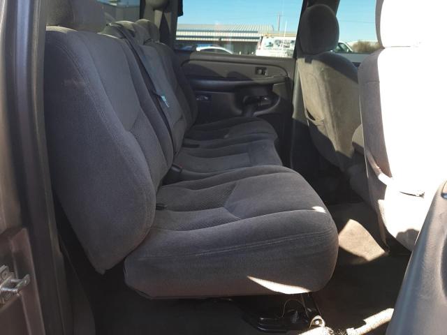 Photo 10 from auction – 2006 CHEVROLET SILVERADO with VIN 2GCEC13V461254415