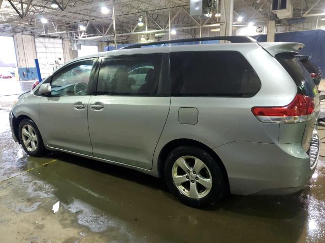 Photo 2 from auction – 2013 TOYOTA SIENNA LE with VIN 5TDKK3DC7DS377520
