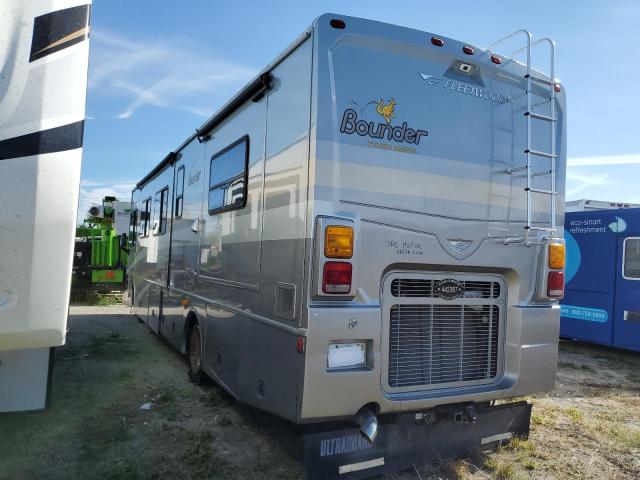 Photo 3 from auction – 2005 FREIGHTLINER CHASSIS X with VIN 4UZACJDC75CV88194