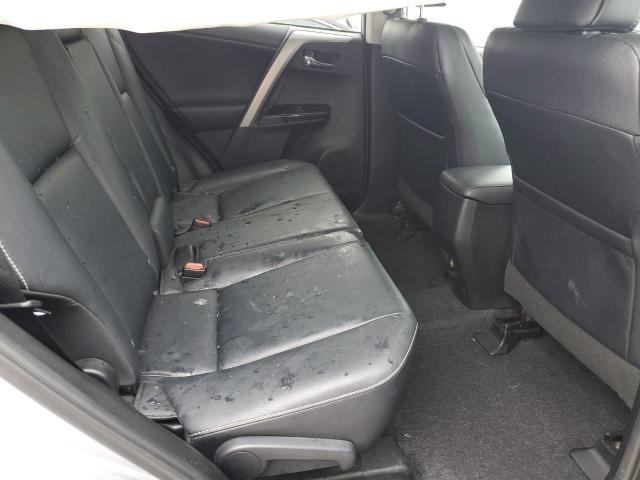 Photo 11 from auction – 2017 TOYOTA RAV4 LIMIT with VIN 2T3DFREV6HW560444