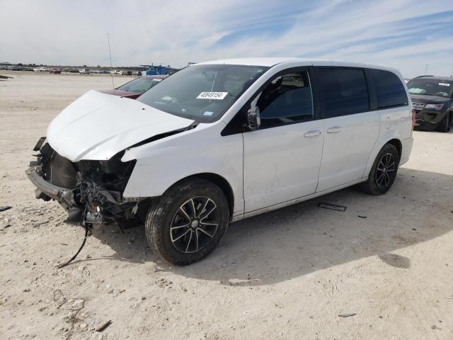 DODGE GRAND CARA 2018 with VIN 2C4RDGBG3JR153056 - Photo from auction