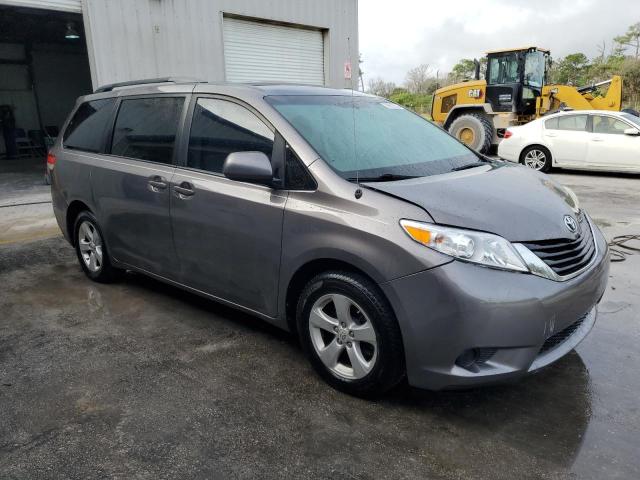Photo 4 from auction – 2011 TOYOTA SIENNA LE with VIN 5TDKK3DCXBS138573