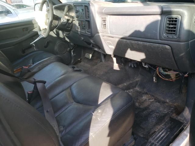 Photo 8 from auction – 2005 CHEVROLET SILVERADO with VIN 1GCEC14X95Z286945