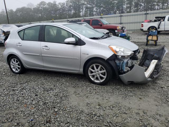Photo 4 from auction – 2012 TOYOTA PRIUS C with VIN JTDKDTB36C1510079