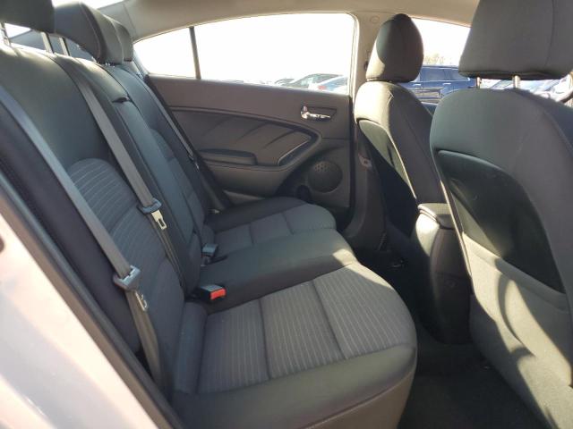 Photo 10 from auction – 2015 KIA FORTE LX with VIN KNAFX4A64F5319457