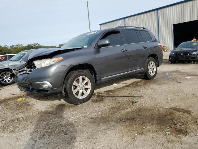 TOYOTA HIGHLANDER 2013 with VIN 5TDBK3EHXDS276563 - Photo from auction
