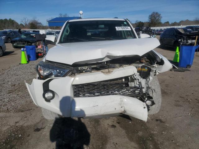 Photo 5 from auction – 2014 TOYOTA 4RUNNER SR with VIN JTEZU5JR5E5067611