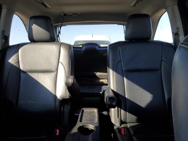 Photo 10 from auction – 2018 TOYOTA HIGHLANDER with VIN 5TDJZRFH4JS827137