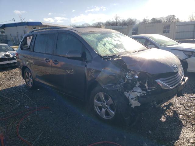 Photo 4 from auction – 2016 TOYOTA SIENNA LE with VIN 5TDKK3DC1GS742567