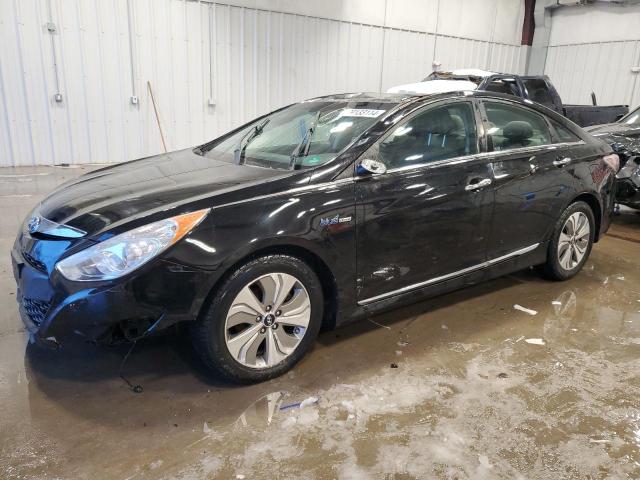 HYUNDAI SONATA HYB 2014 with VIN KMHEC4A43EA111483 - Photo from auction