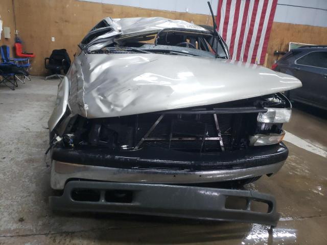 Photo 5 from auction – 2002 CHEVROLET SILVERADO with VIN 1GCGK29U02Z116680