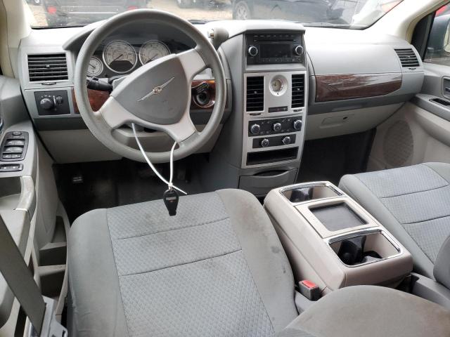 Zdjęcie 8 z aukcji – 2010 CHRYSLER TOWN & COU z VIN 2A4RR2D19AR415332