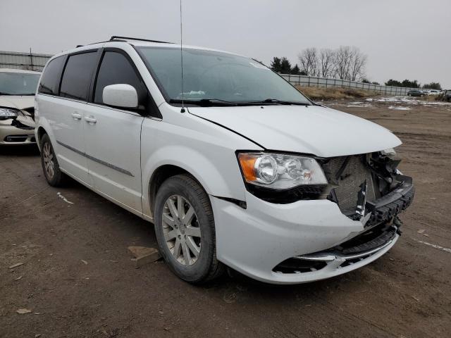 Photo 4 from auction – 2015 CHRYSLER TOWN & COU with VIN 2C4RC1BG0FR587569