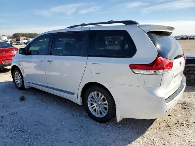 Photo 2 from auction – 2014 TOYOTA SIENNA XLE with VIN 5TDYK3DC5ES448046