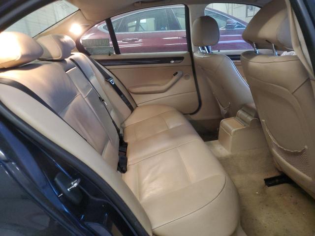 Photo 10 from auction – 2003 BMW 325 I with VIN WBAET37453NJ33185