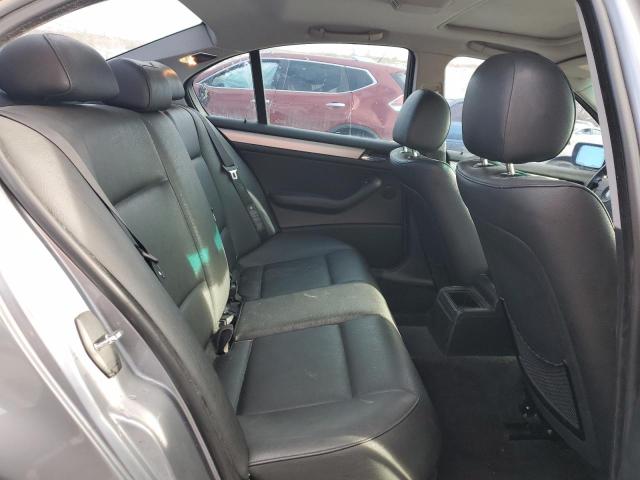 Photo 10 from auction – 2004 BMW 325 I with VIN WBAET37464NJ41636