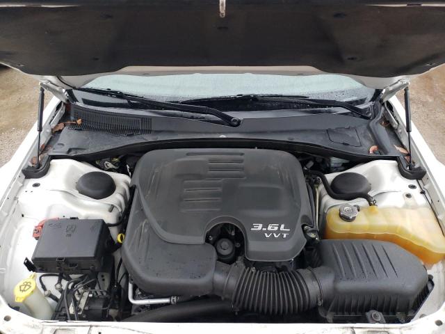 Photo 11 from auction – 2011 CHRYSLER 300 LIMITE with VIN 2C3CA5CG1BH528701