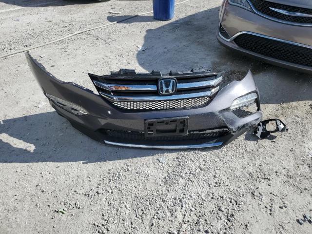 Photo 13 from auction – 2018 HONDA PILOT TOUR with VIN 5FNYF6H91JB020221