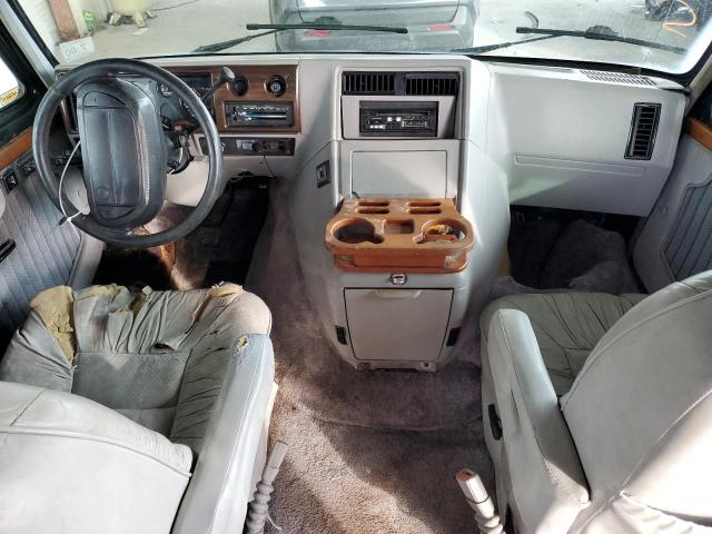 Photo 8 from auction – 1994 CHEVROLET G20 with VIN 1GBEG25K9RF187969