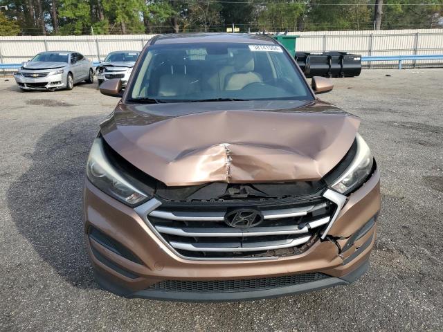 Photo 5 from auction – 2017 HYUNDAI TUCSON SE with VIN KM8J23A42HU477689