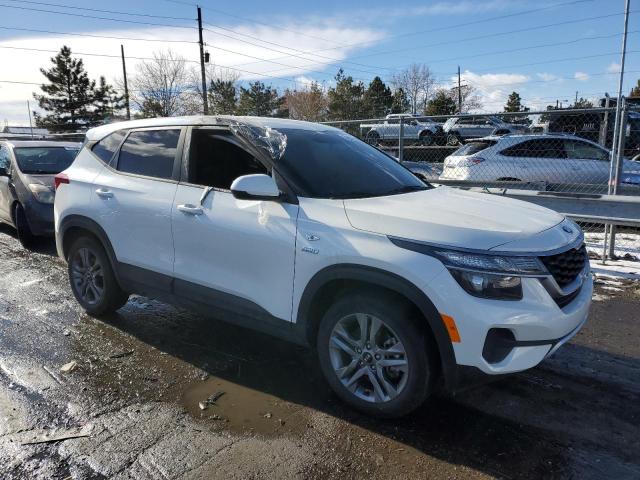 Photo 4 from auction – 2021 KIA SELTOS LX with VIN KNDEPCAAXM7048595