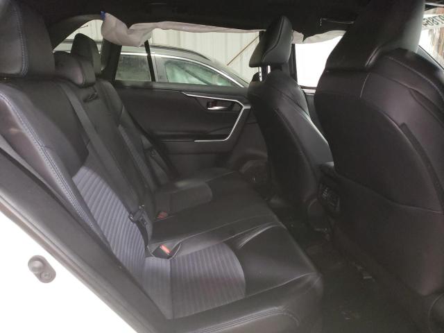 Photo 10 from auction – 2019 TOYOTA RAV4 XSE with VIN 2T3EWRFV8KW026386