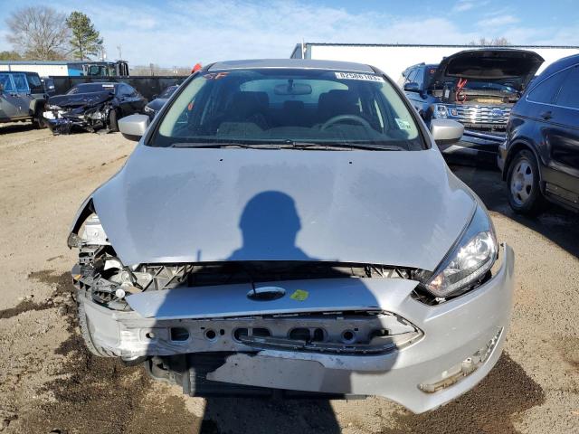 Zdjęcie 5 z aukcji – 2018 FORD FOCUS SE z VIN 1FADP3F24JL299375